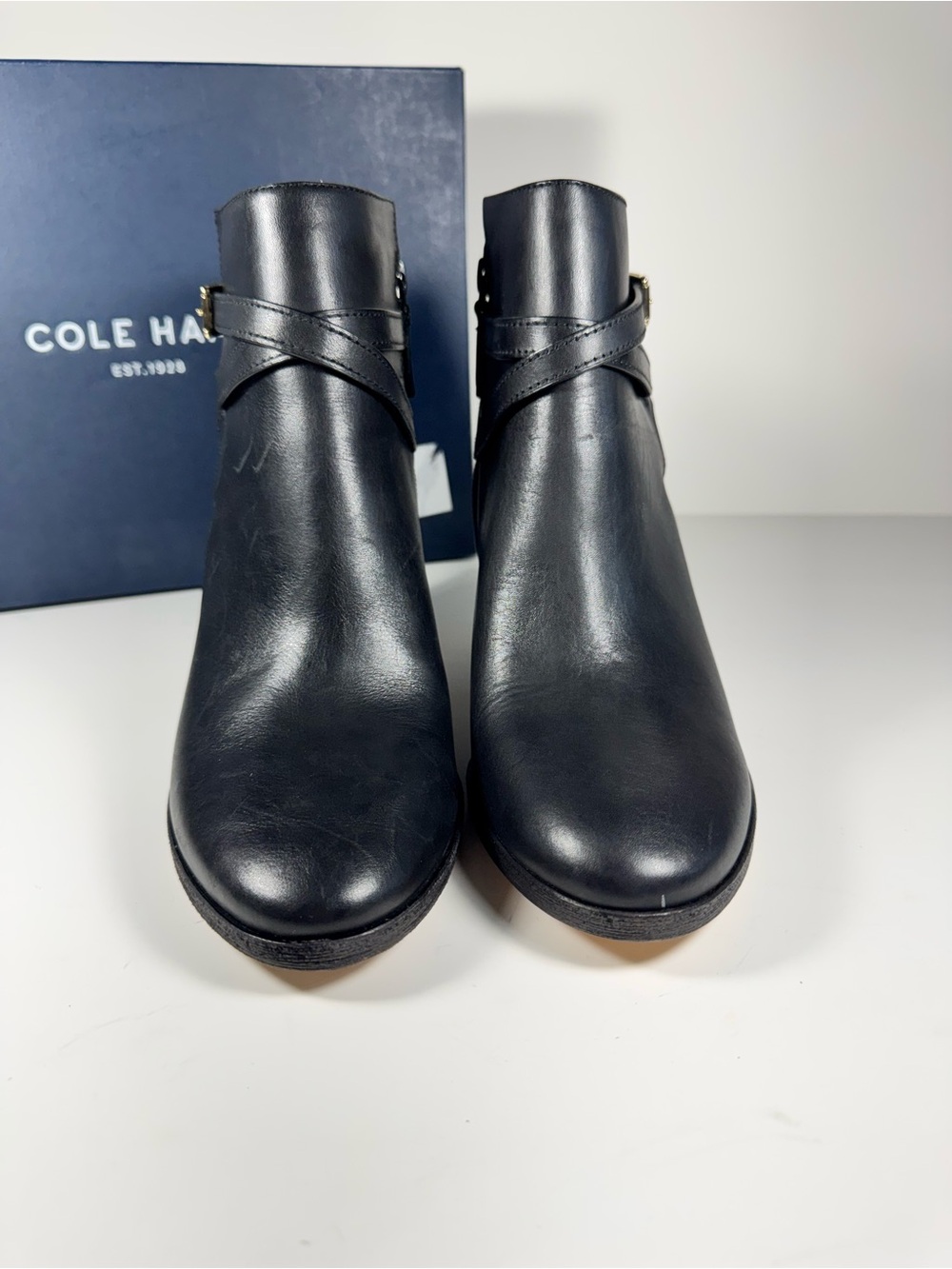Cole Haan Hayes Black Leather Buckle Ankle Heel Booties women’s 9 Winter Boots - Picture 4 of 9